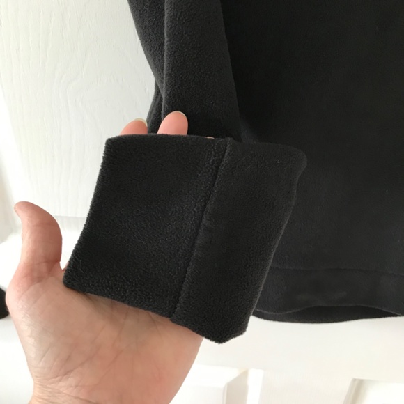 Old Navy black cowl neck long sleeved black Sweatshirt in Girls Size 8 - Picture 4 of 13